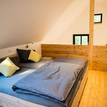 Ferienwohnung 2 Хойерсверда Екстериор снимка